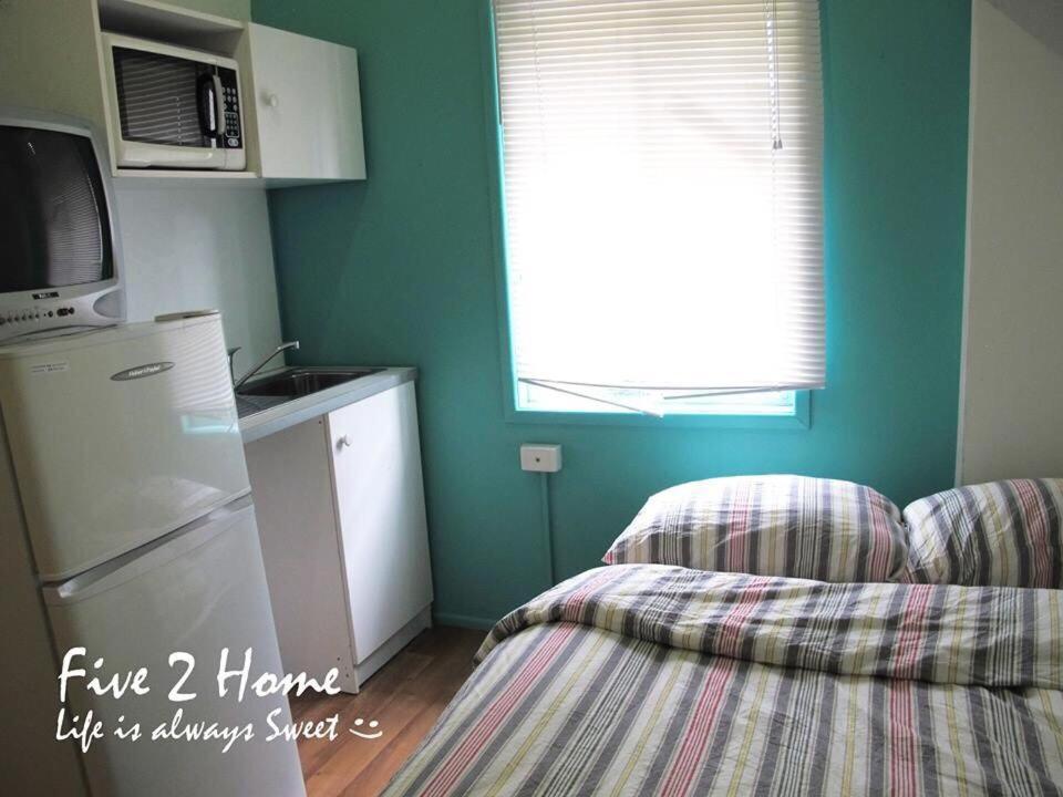 Five 2 Home Backpacker Brisbane Eksteriør billede